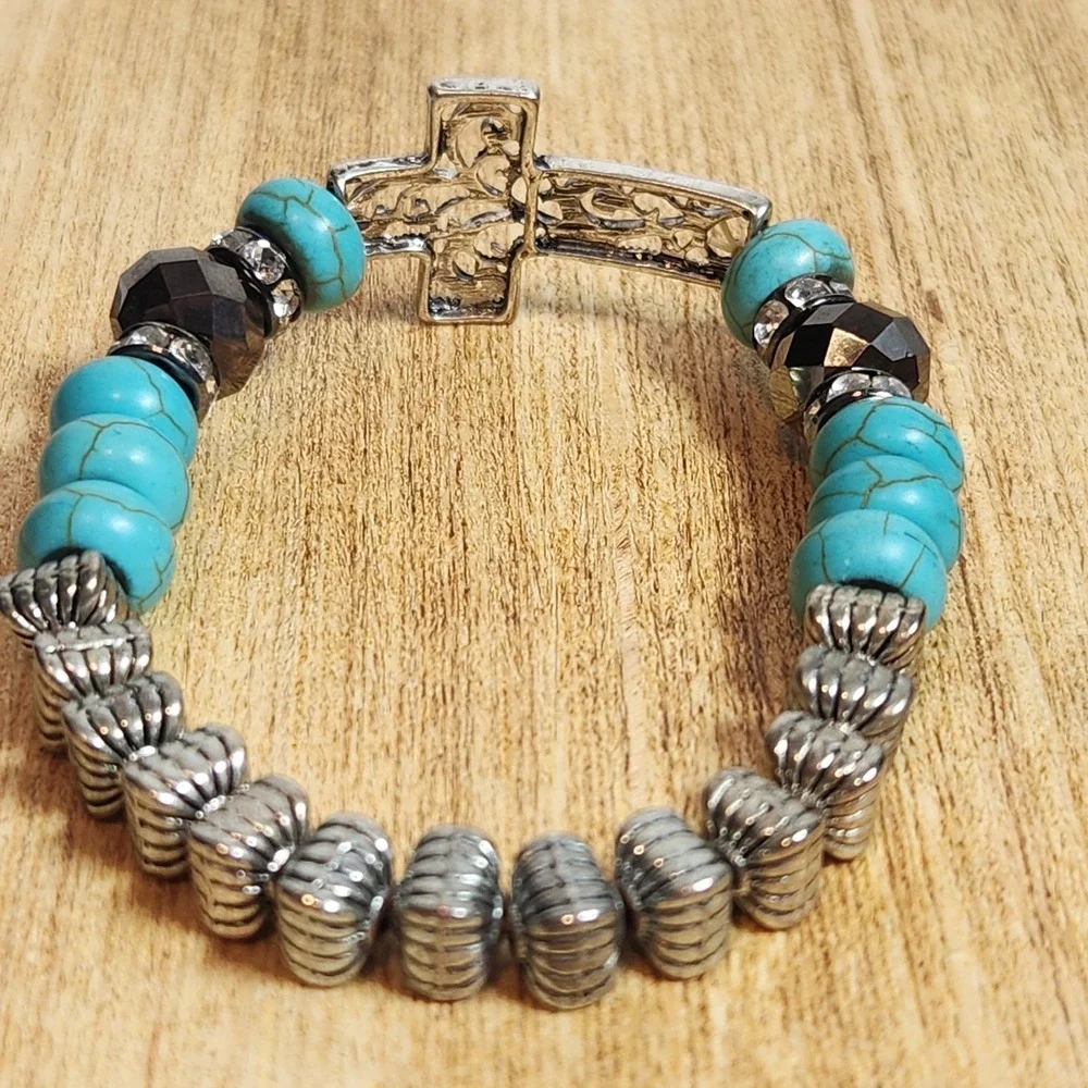 Stretch Boho Faux Turquoise & Silver Bracelet w/‎ Celtic Cross